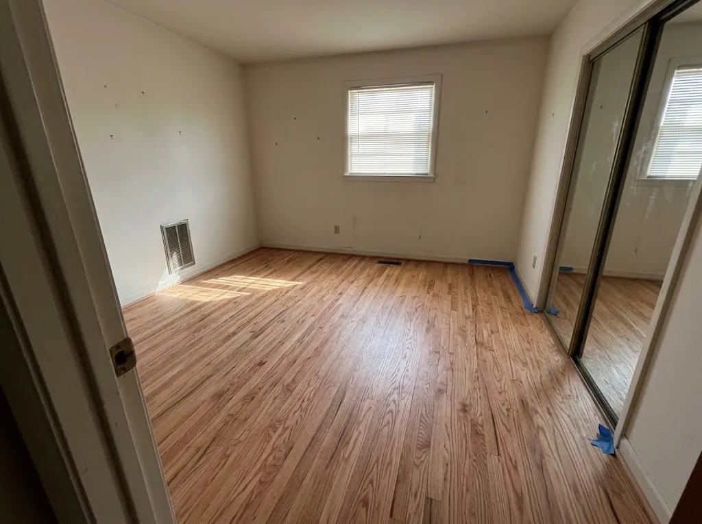 Newly installed oak hardwood floor in a Hampton Roads home